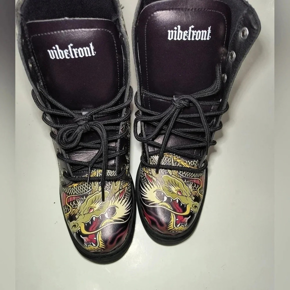 Vibefront Women's (or unisex) Dragon Print Grunge Goth Combat Boots, 8W, 6.5M - Picture 2 of 7